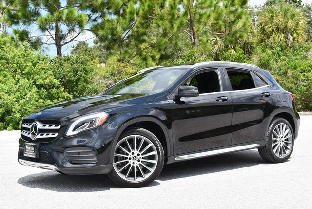2018 Mercedes-Benz GLA GLA 250 4MATIC SUV W/Multimedia, Premium & AMG Line Exterior Pkg - 23065741 - 1
