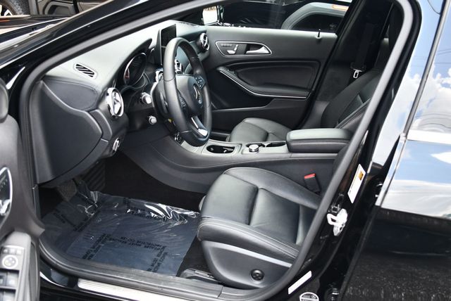2018 Mercedes-Benz GLA GLA 250 4MATIC SUV W/Multimedia, Premium & AMG Line Exterior Pkg - 23065741 - 42