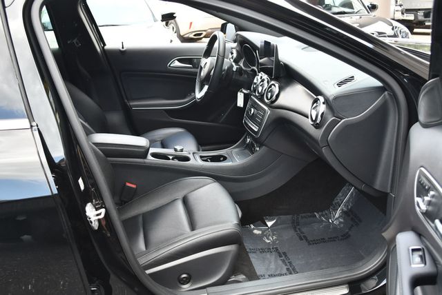 2018 Mercedes-Benz GLA GLA 250 4MATIC SUV W/Multimedia, Premium & AMG Line Exterior Pkg - 23065741 - 46
