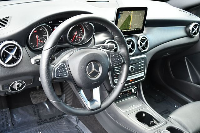 2018 Mercedes-Benz GLA GLA 250 4MATIC SUV W/Multimedia, Premium & AMG Line Exterior Pkg - 23065741 - 49