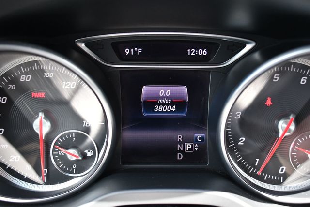 2018 Mercedes-Benz GLA GLA 250 4MATIC SUV W/Multimedia, Premium & AMG Line Exterior Pkg - 23065741 - 60