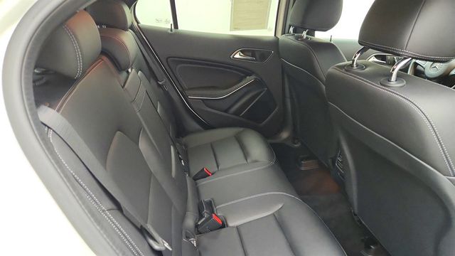 2018 Mercedes-Benz GLA GLA 250 4MATIC w/ Smartphone Integration & Heated Seats - 23039436 - 20