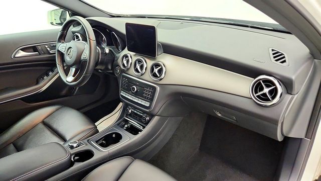2018 Mercedes-Benz GLA GLA 250 4MATIC w/ Smartphone Integration & Heated Seats - 23039436 - 22