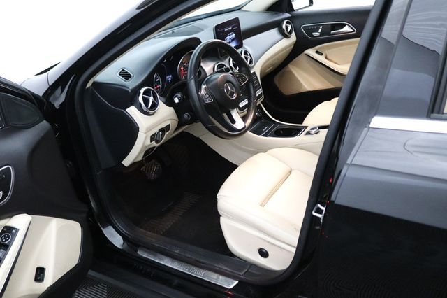 2018 Mercedes-Benz GLA GLA250 PREMIUM 4MATIC SUV - 23036353 - 12