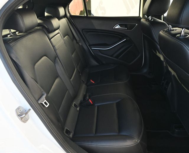 2018 Mercedes-Benz GLA GLA 250 SUV - 22969964 - 15