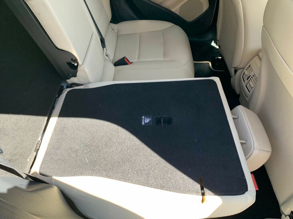 2018 Mercedes-Benz GLA GLA 250 SUV - 22999660 - 34