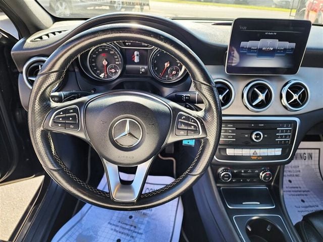 2018 Mercedes-Benz GLA GLA 250 SUV - 22648047 - 19