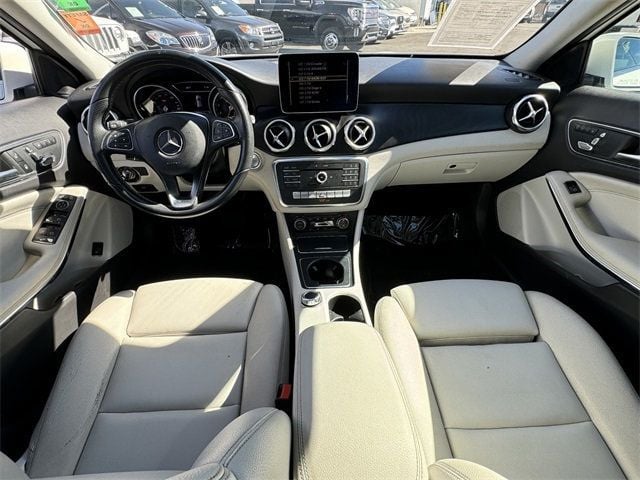 2018 Mercedes-Benz GLA GLA 250 SUV - 22657351 - 24