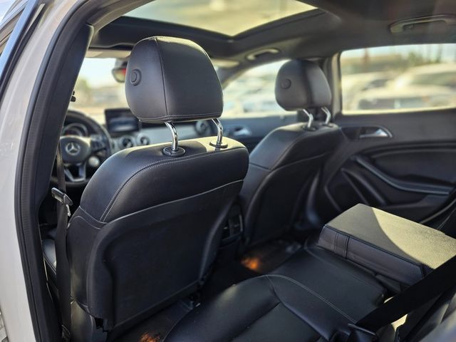 2018 Mercedes-Benz GLA GLA 250 SUV - 22973685 - 19