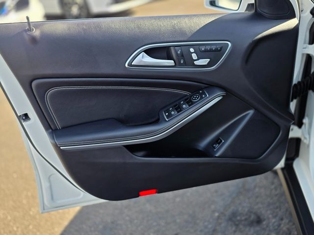 2018 Mercedes-Benz GLA GLA 250 SUV - 22973685 - 21