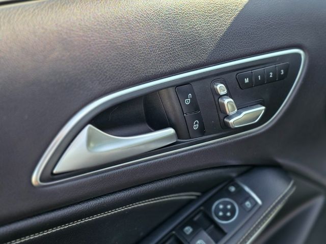 2018 Mercedes-Benz GLA GLA 250 SUV - 22973685 - 23