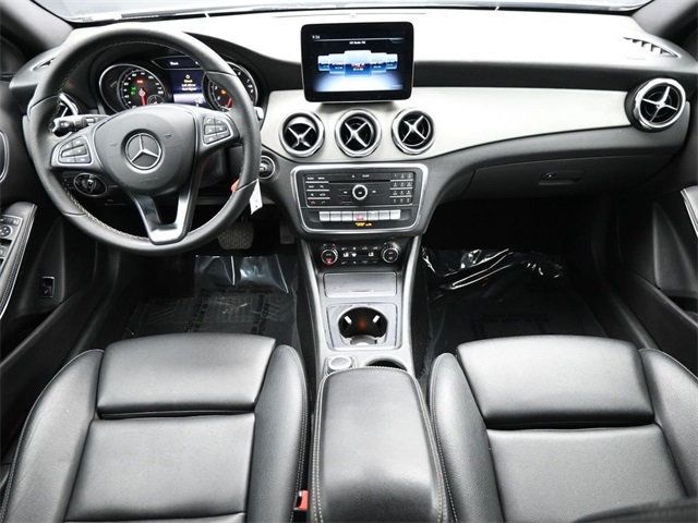 2018 Mercedes Benz GLA 250 photo 11