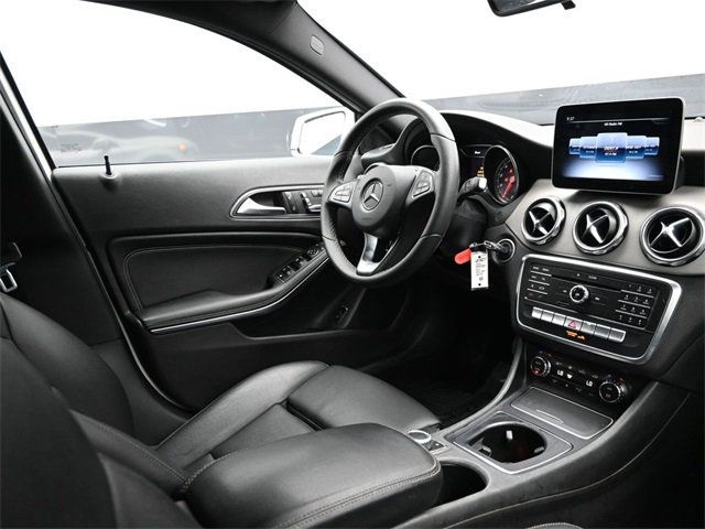 2018 Mercedes Benz GLA 250 photo 13