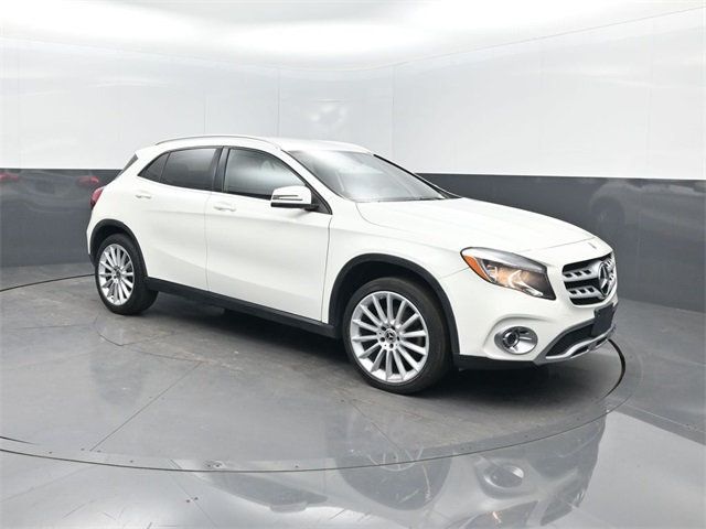 2018 Mercedes Benz GLA 250 photo 27