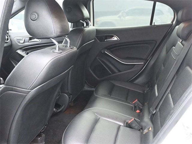 2018 Mercedes Benz GLA 250 photo 8