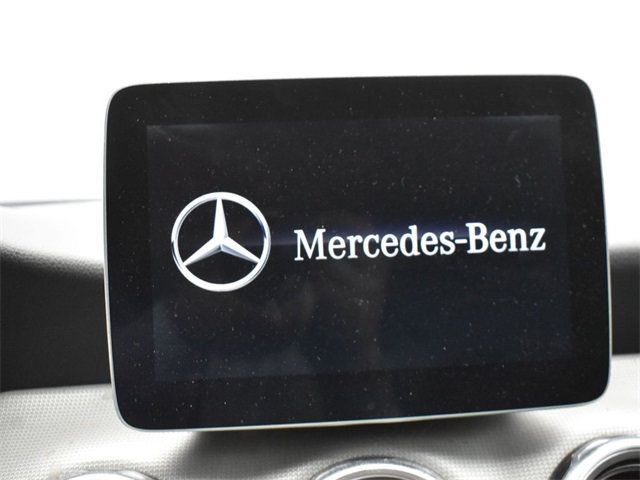 2018 Mercedes Benz GLA 250 photo 17