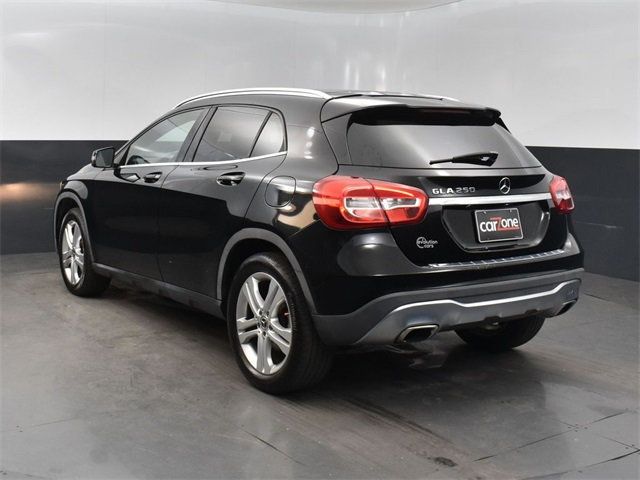 2018 Mercedes Benz GLA 250 photo 3