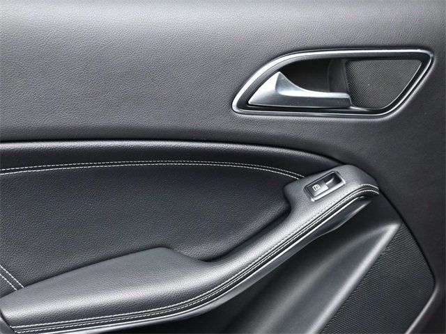 2018 Mercedes-Benz GLA GLA 250 SUV - 22980907 - 12