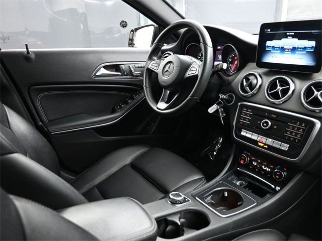 2018 Mercedes-Benz GLA GLA 250 SUV - 22980907 - 18