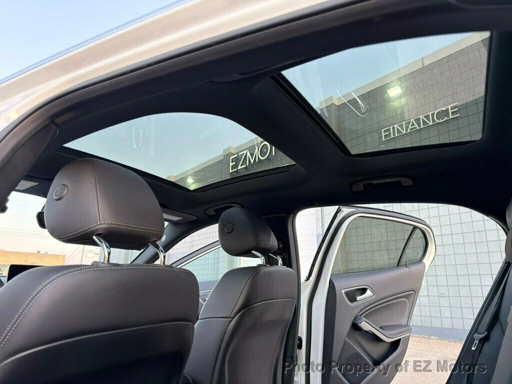 2018 Mercedes-Benz GLA ONE OWNER! 52972 KMS! CERTIFIED! - 23012311 - 17