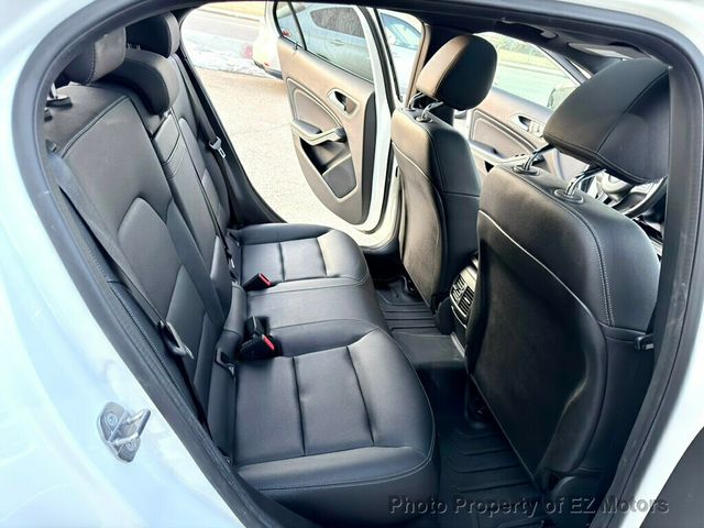 2018 Mercedes-Benz GLA ONE OWNER! 52972 KMS! CERTIFIED! - 23012311 - 19