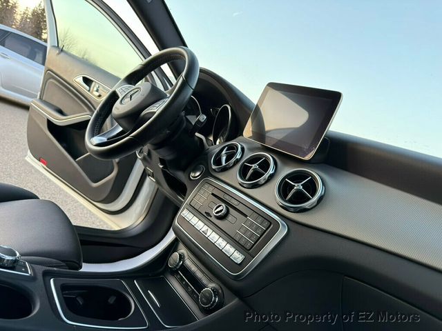2018 Mercedes-Benz GLA ONE OWNER! 52972 KMS! CERTIFIED! - 23012311 - 23