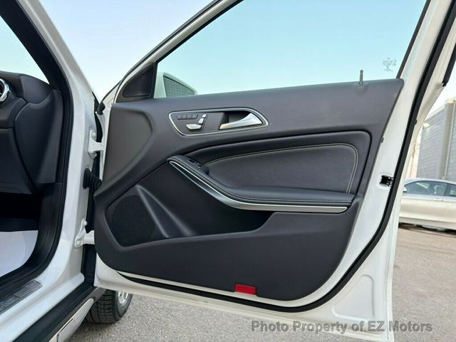 2018 Mercedes-Benz GLA ONE OWNER! 52972 KMS! CERTIFIED! - 23012311 - 28