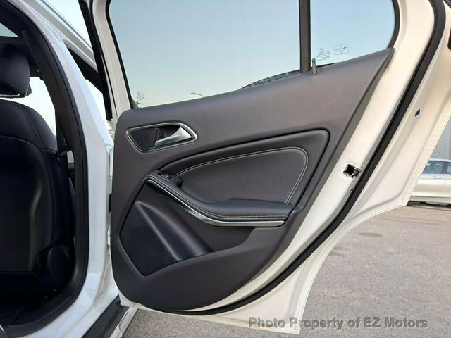 2018 Mercedes-Benz GLA ONE OWNER! 52972 KMS! CERTIFIED! - 23012311 - 29