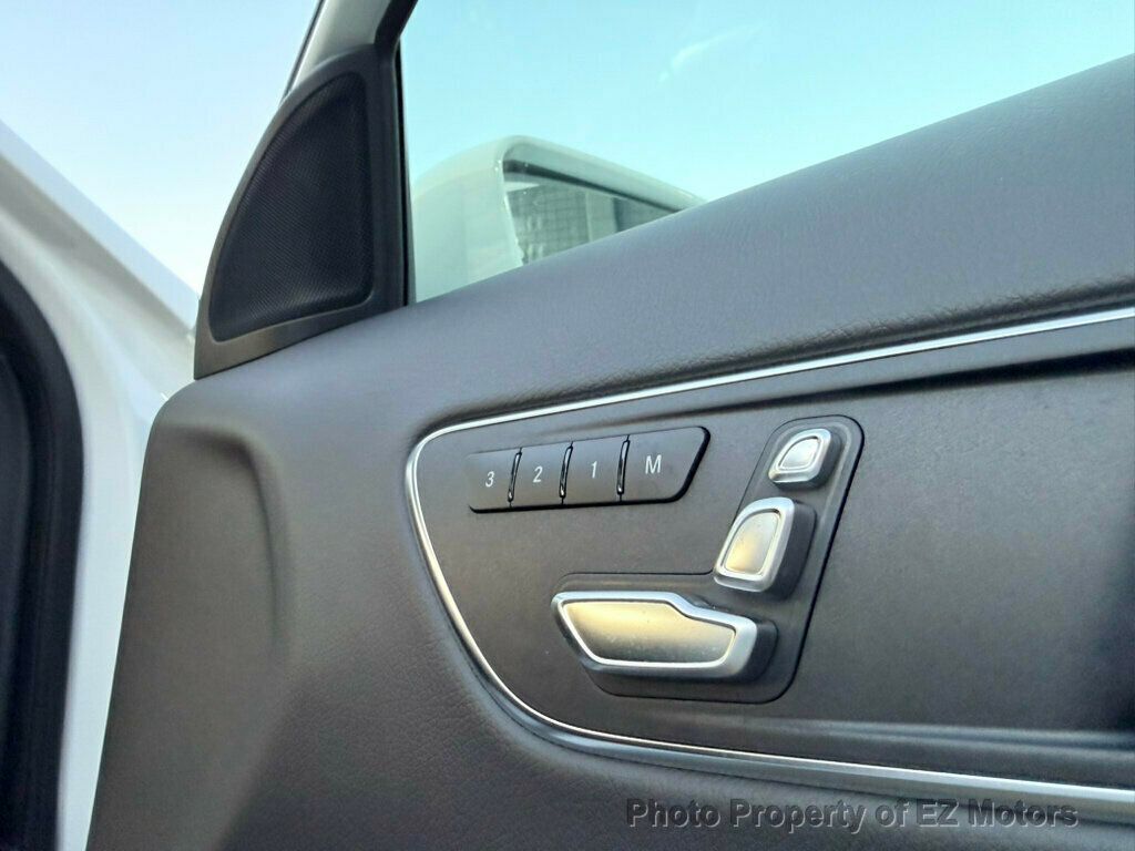 2018 Mercedes-Benz GLA ONE OWNER! 52972 KMS! CERTIFIED! - 23012311 - 32