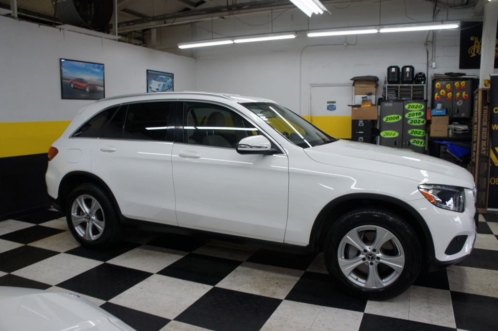 2018 Mercedes-Benz GLC 1-Owner, CARFAX Certified! Android Auto Apple CarPlay! - 22942288 - 12