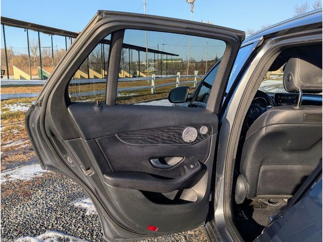 2018 Mercedes-Benz GLC 300 - 22960660 - 9