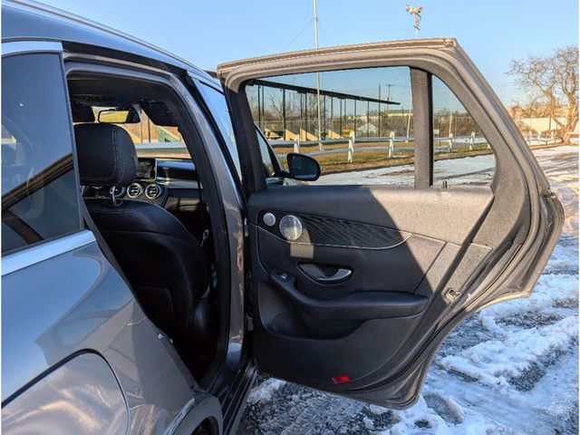 2018 Mercedes-Benz GLC 300 - 22960660 - 11