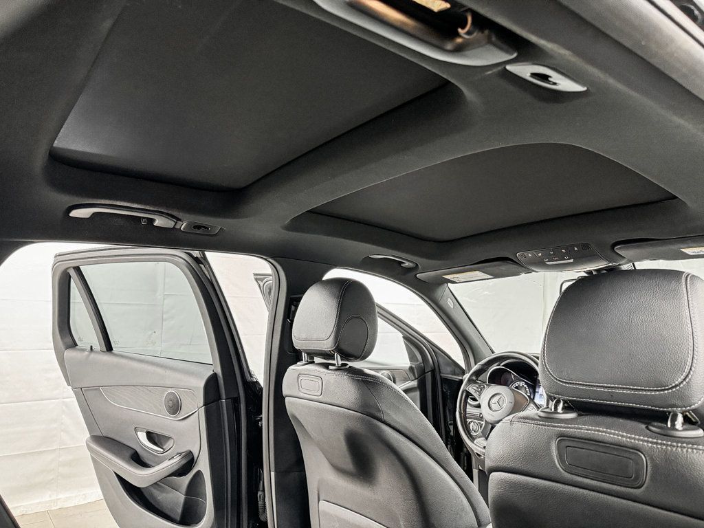 2018 Mercedes-Benz GLC 300 4MATIC PREMIUM AWD - 22893824 - 12