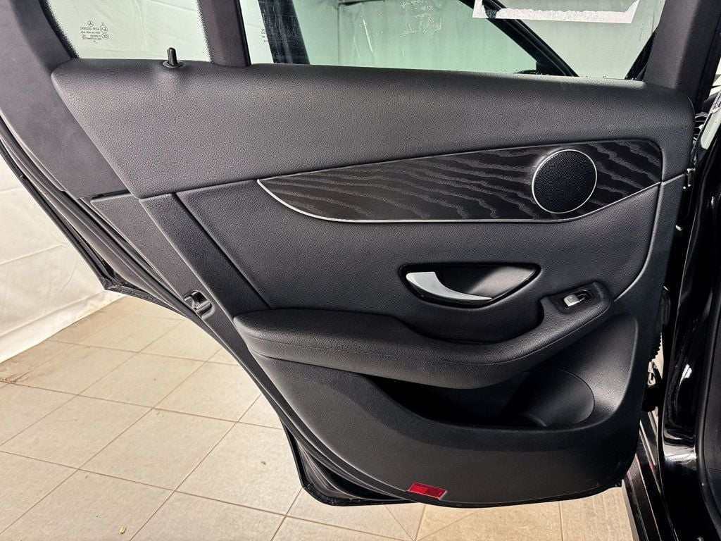 2018 Mercedes-Benz GLC 300 4MATIC PREMIUM AWD - 22893824 - 15