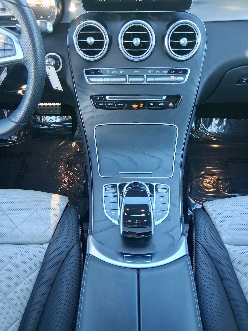 2018 Mercedes-Benz GLC AMG GLC 43 4MATIC Coupe - 22853809 - 36