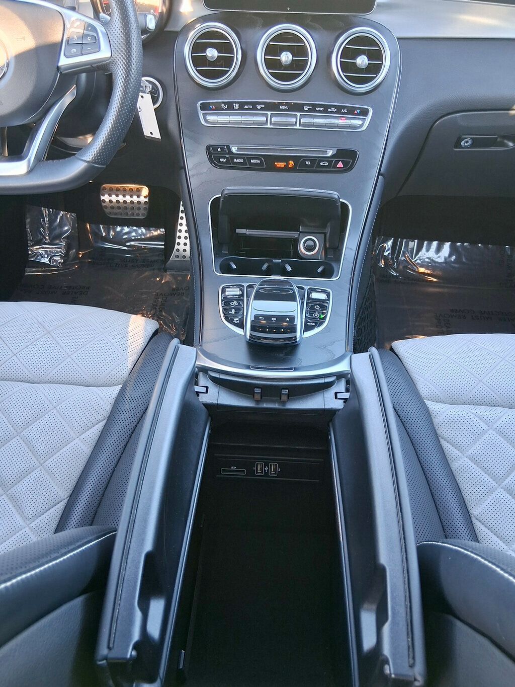 2018 Mercedes-Benz GLC AMG GLC 43 4MATIC Coupe - 22853809 - 40
