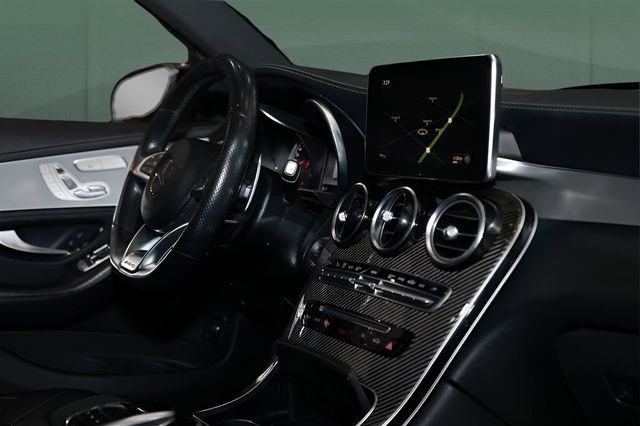 2018 Mercedes-Benz GLC AMG GLC 63 4MATIC SUV - 22980246 - 17