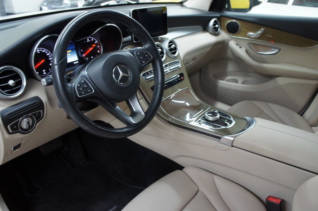 2018 Mercedes-Benz GLC Android Auto Apple CarPlay! CARFAX Certified!  - 22942288 - 25