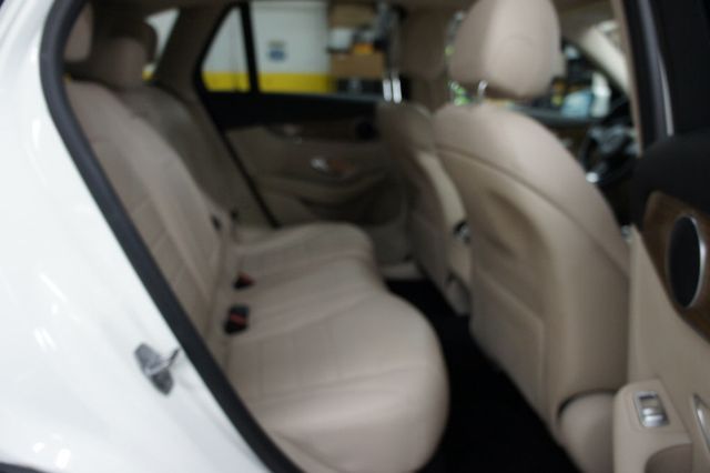 2018 Mercedes-Benz GLC Android Auto Apple CarPlay! CARFAX Certified!  - 22942288 - 41