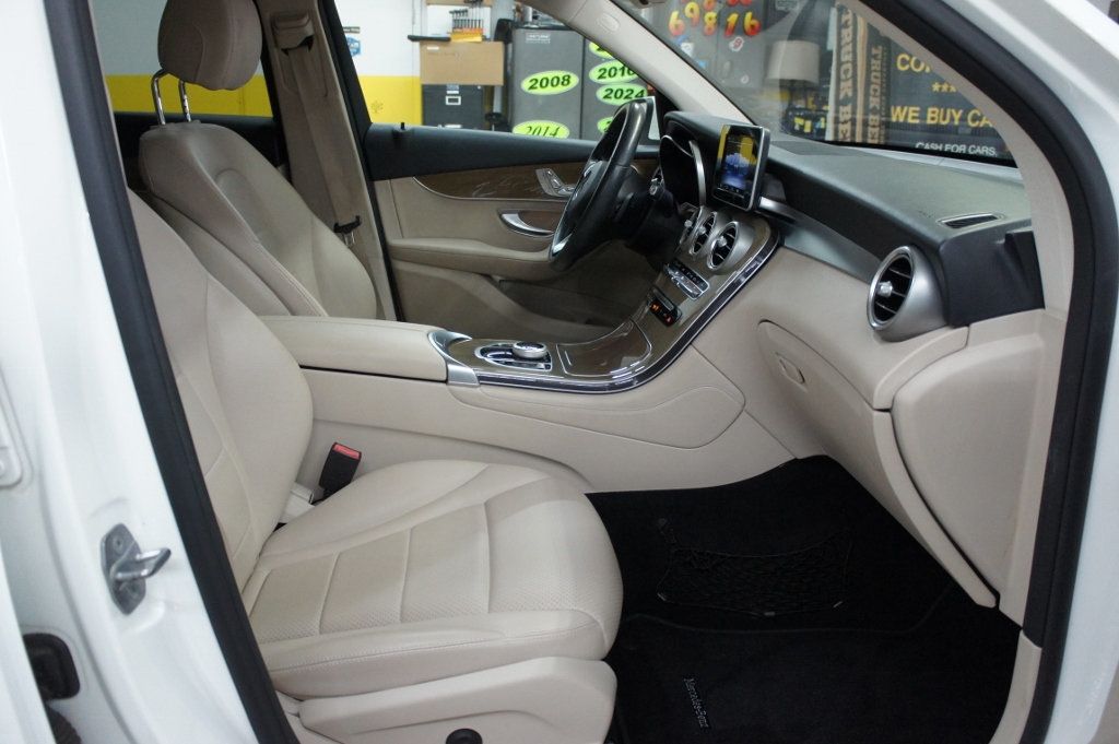 2018 Mercedes-Benz GLC Android Auto Apple CarPlay! CARFAX Certified!  - 22942288 - 42