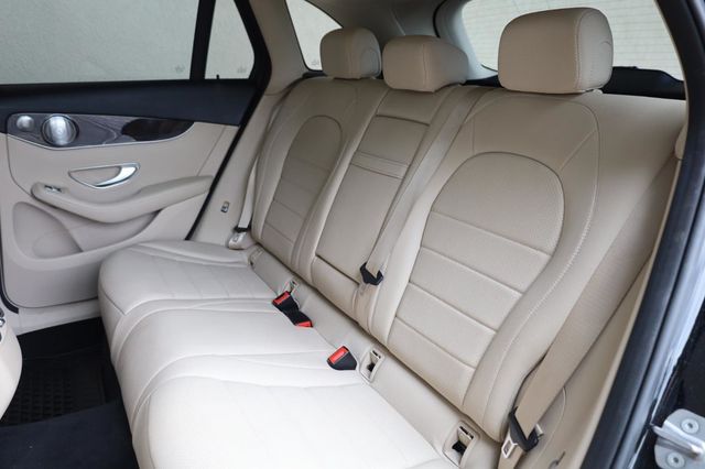 2018 Mercedes-Benz GLC GLC300 - 23046772 - 18