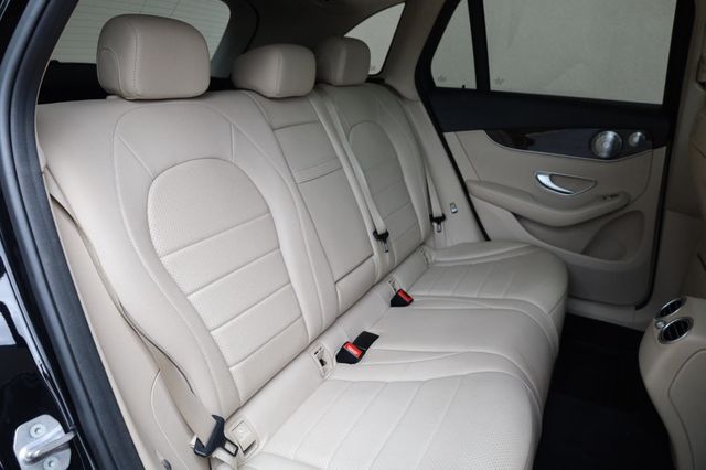 2018 Mercedes-Benz GLC GLC300 - 23046772 - 24