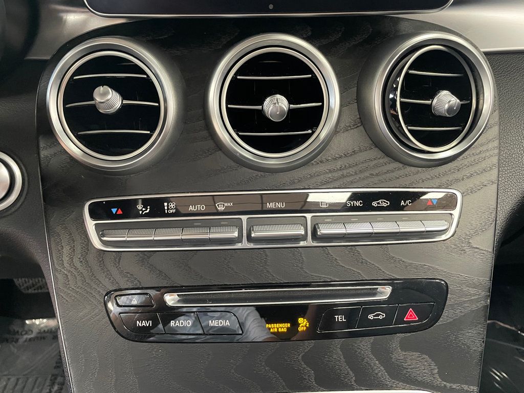 2018 Mercedes-Benz GLC GLC 300 4MATIC SUV - 23101451 - 30
