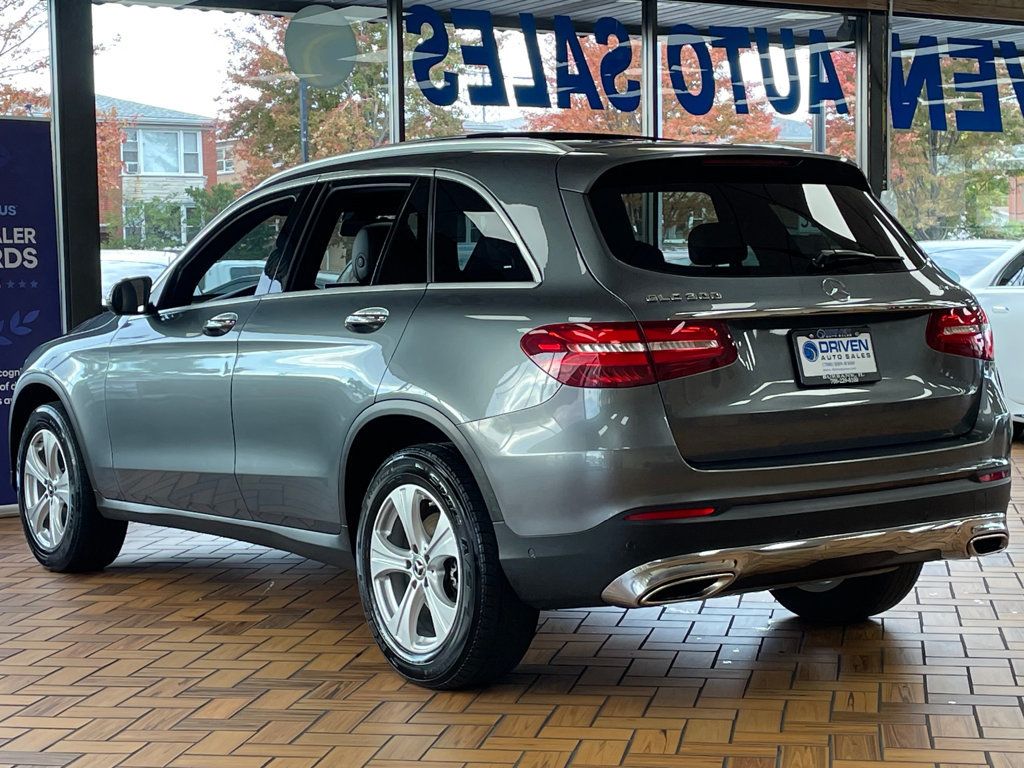 2018 Mercedes-Benz GLC GLC 300 4MATIC SUV - 23101451 - 7