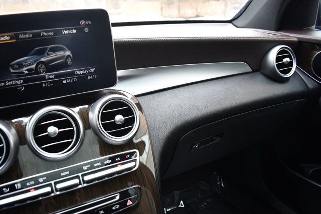 2018 Mercedes-Benz GLC GLC 300 4MATIC SUV - 22975884 - 28
