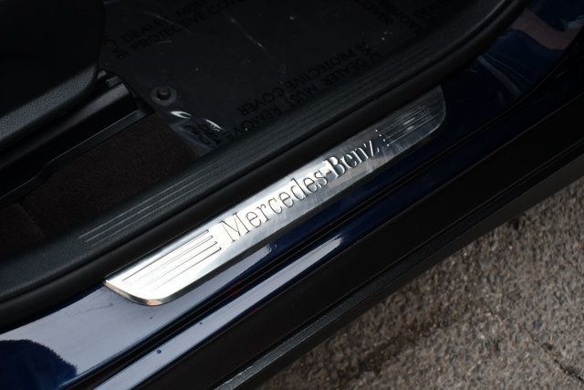 2018 Mercedes-Benz GLC GLC 300 4MATIC SUV - 22975884 - 39