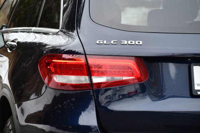 2018 Mercedes-Benz GLC GLC 300 4MATIC SUV - 22975884 - 6