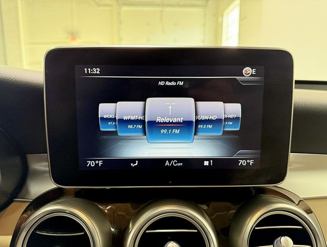 2018 Mercedes-Benz GLC GLC 300 4MATIC SUV - 22946284 - 19