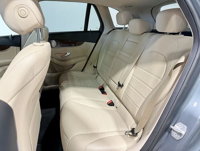 2018 Mercedes-Benz GLC GLC 300 4MATIC SUV - 22946284 - 38