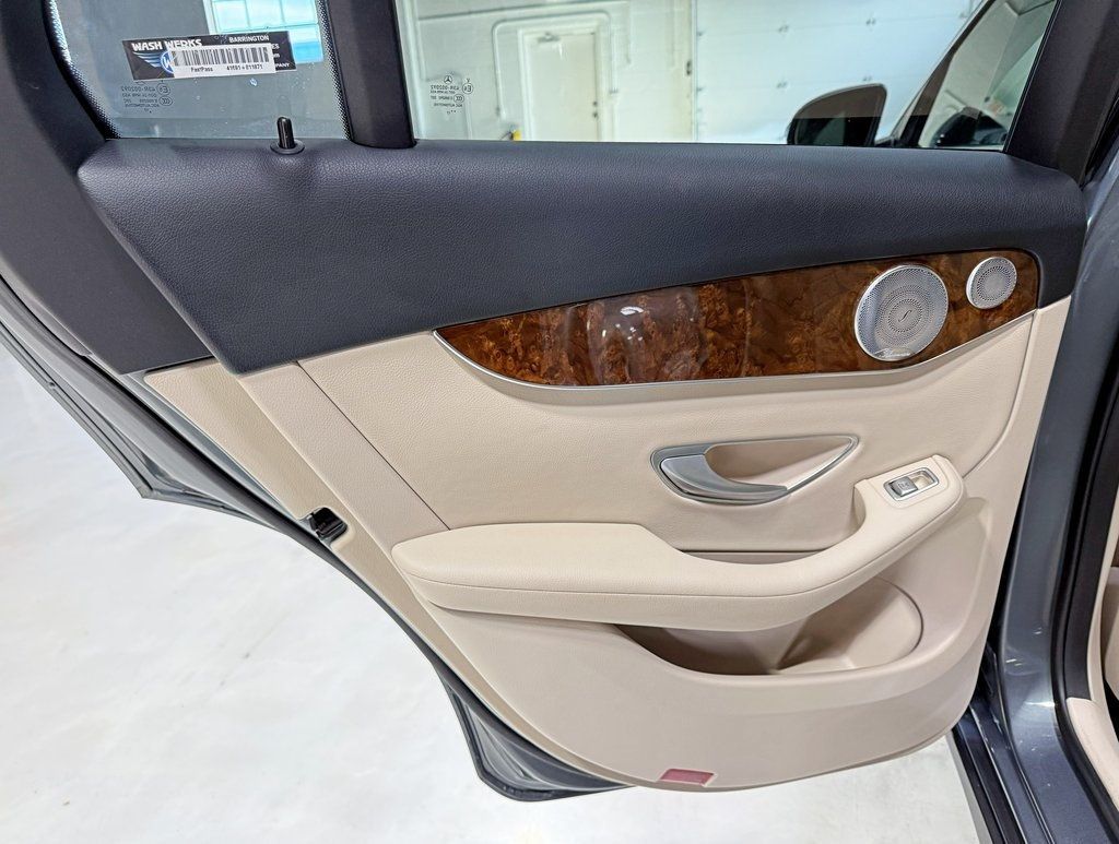 2018 Mercedes-Benz GLC GLC 300 4MATIC SUV - 22946284 - 40